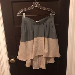 Flowy skirt